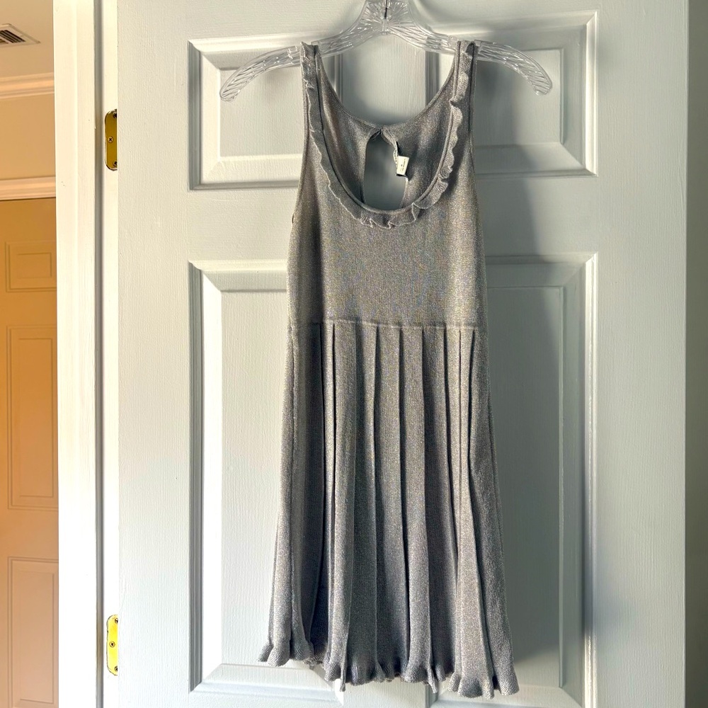 White House black market grey silver knit shimmer dress size small
